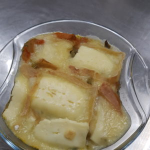 Tartiflette aux lardons et reblochon. ( Fermeture à 18h )