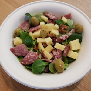 Salade charcutière. ( à partir de mardi.)