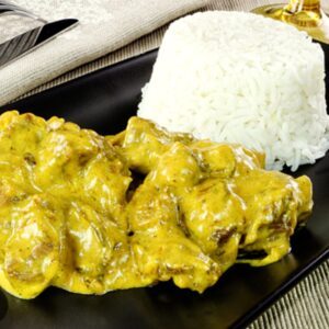 Colombo de porc, aux légumes, riz.